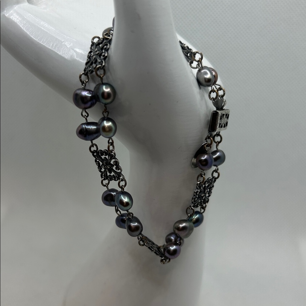 Liz Palacios Bracelet intricately designed freshwater, black pearls elegant - Picture 3 of 5